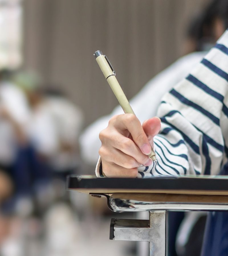 ASL Interpreter for K–12 Schools, Colleges & Universities
